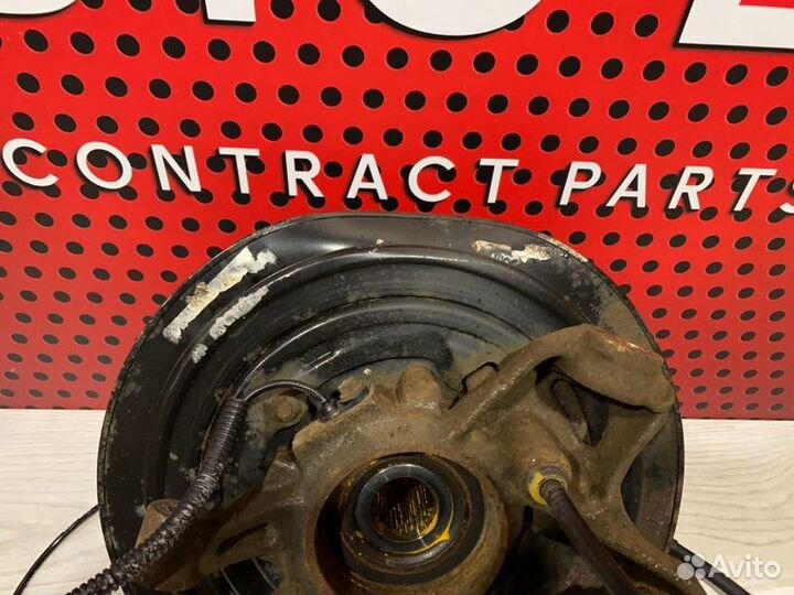 Кулак задний правый Jeep Grand Cherokee WK2 2016