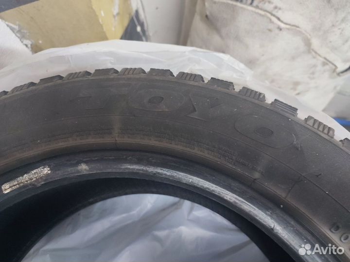 Toyo Observe Ice-Freezer SUV 205/55 R16