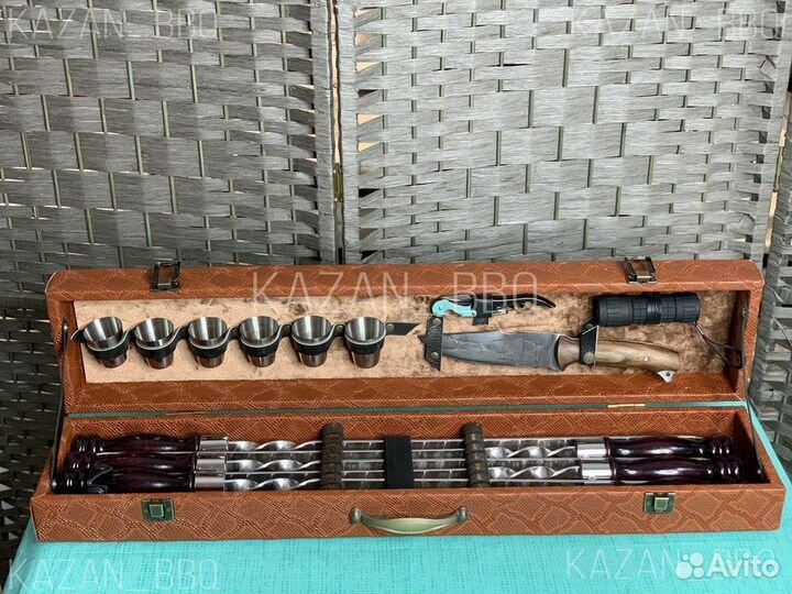 Интересный набор шампуров в кейсе