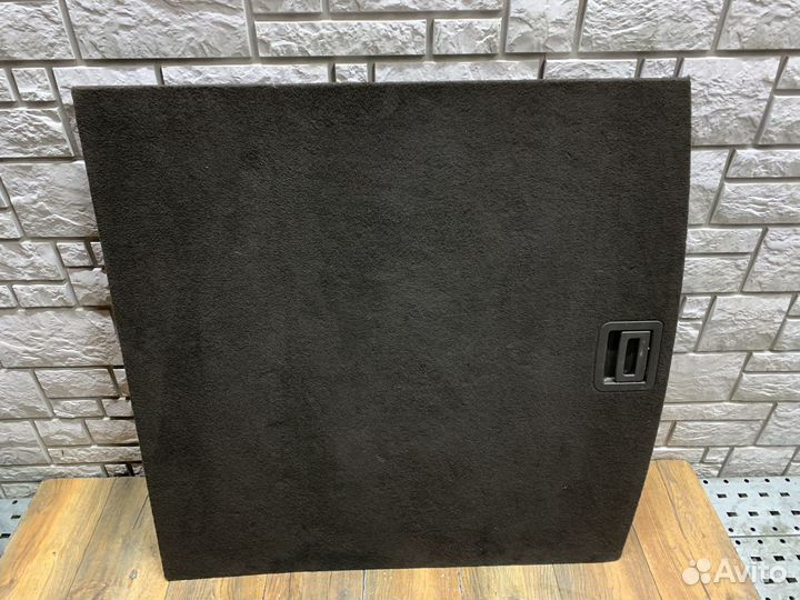 VW Touareg NF Пол багажника