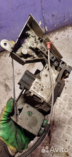 Замок двери задней правой Ford Transit 3 restailing 2008