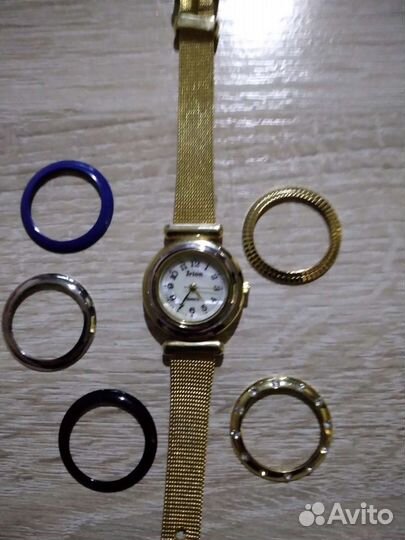 Часы женские,новые кварц. Германия