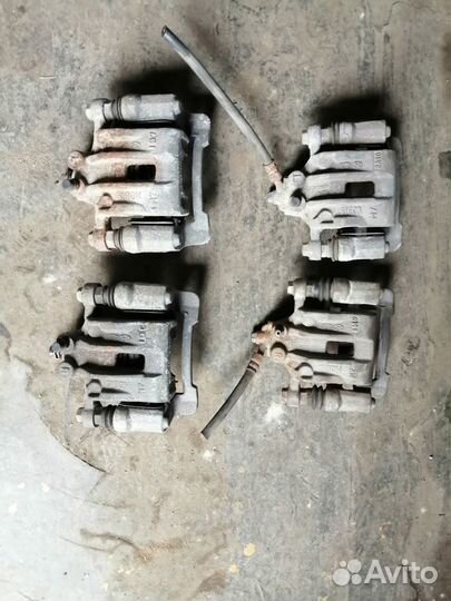 Главный тормозной цилиндр Hyundai IX35 kia Sportag