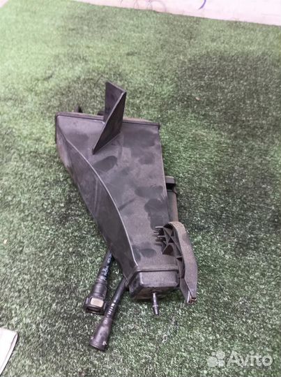 Абсорбер (фильтр угольный) Audi Audi A8 4E 2002