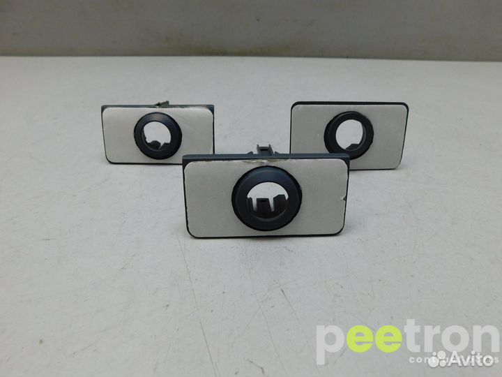 Б/У Крепление датчика парковки б/у 51129806653 BMW