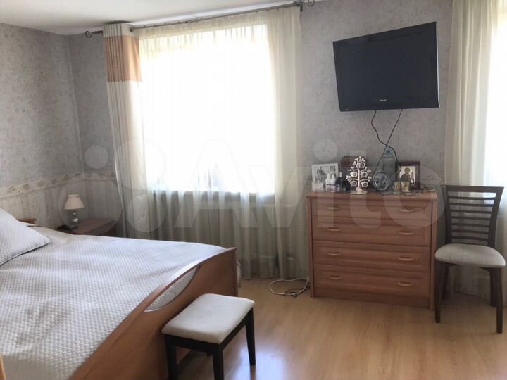 2-к. квартира, 70 м², 2/5 эт.