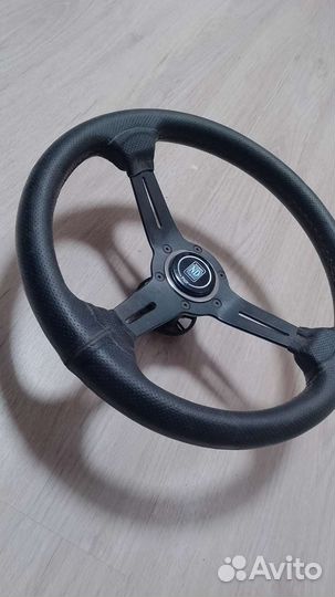 Спортивный руль toyota