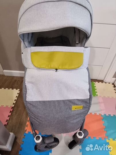 Коляска Riko Vario 2 в 1 +автолюлька