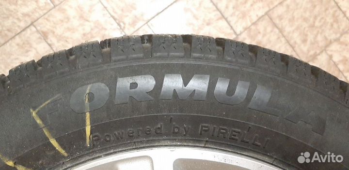 Pirelli Formula Ice 185/60 R15 88T