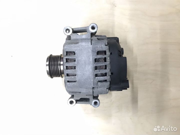 Генератор 180А, 06K903015B Passat B8