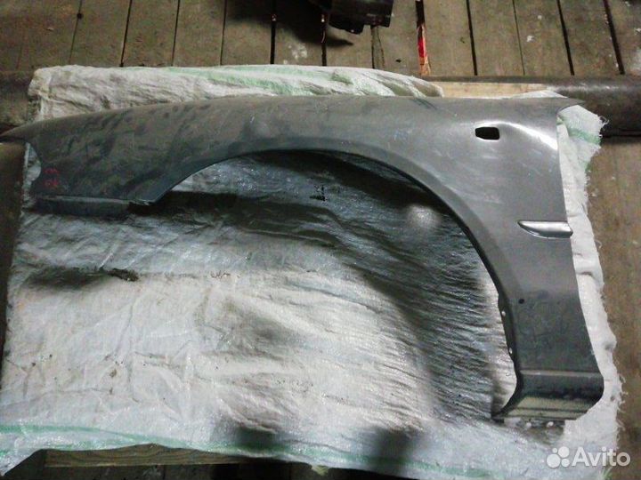 Крыло переднее левое Mitsubishi Galant