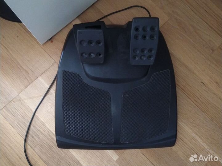 Logitech momo racing