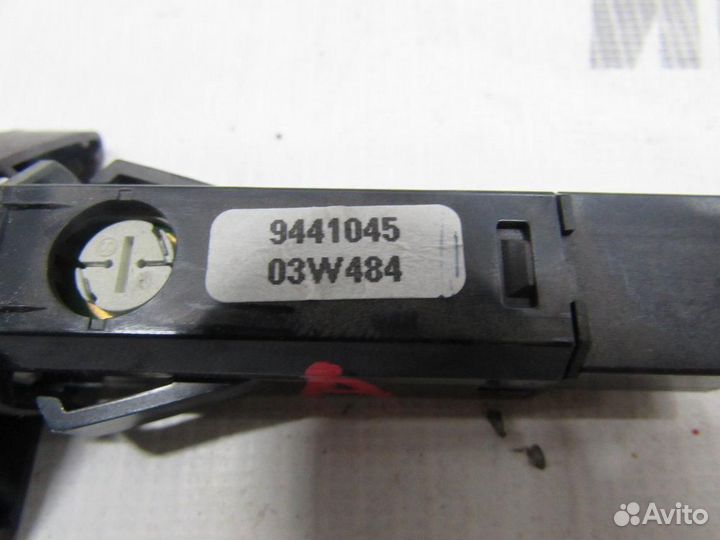 Кнопка аварийной сигнализации для Volvo XC70 1 Cro