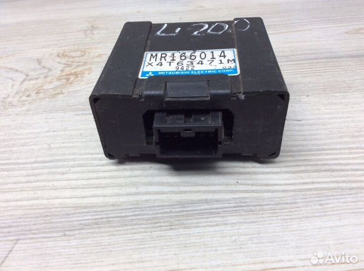 Блок электронный Mitsubishi L200 K6 1996-2006