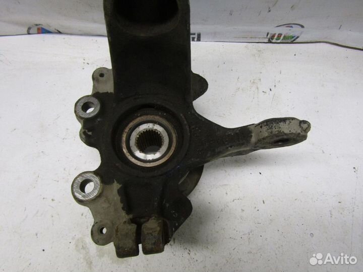 Кулак поворотный передний правый Focus III 2011