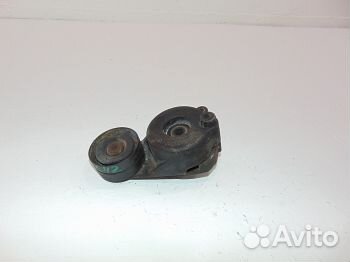 Натяжитель ремня Мерседес