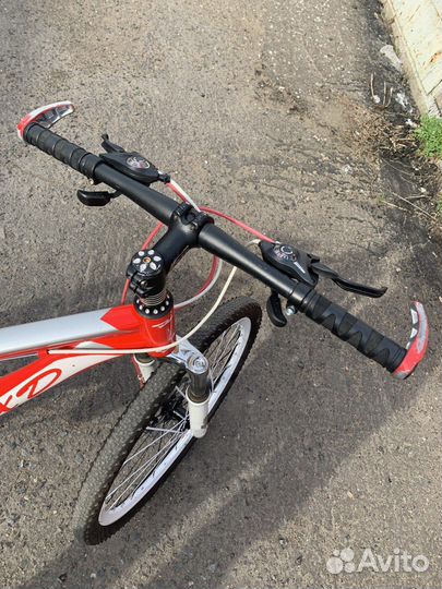 Велосипед скоростной алюминиевый