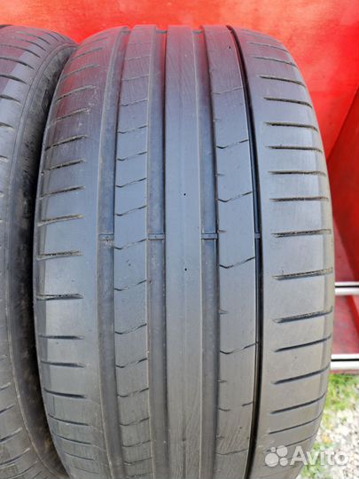 Pirelli P Zero PZ4 275/40 R21