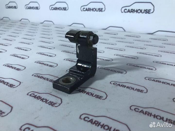 Петля двери задняя левая Volkswagen Passat B5+ 3B3