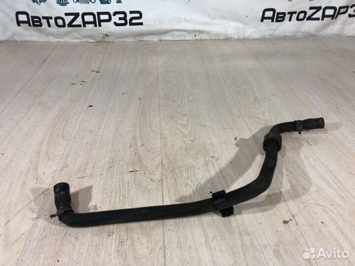 Патрубок системы охлаждения Skoda Octavia A5 BSE