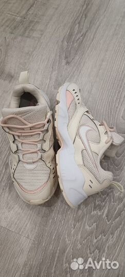 Кроссовки женские кожаные 37 размер