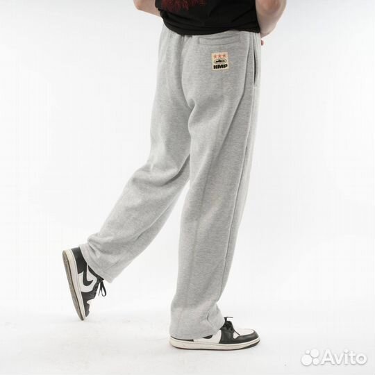 Спортивные штаны Corteiz