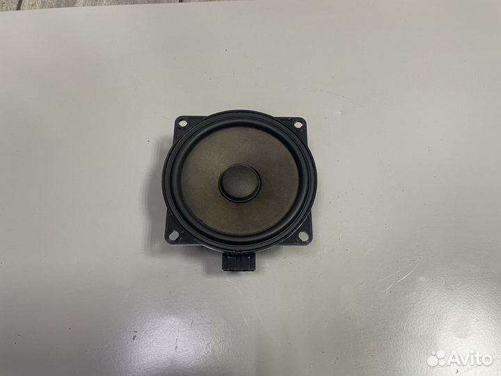 Динамик 1K0035411 Фольксваген Гольф 6