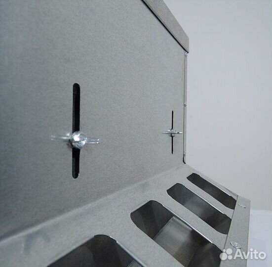 Кормушка для кур