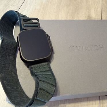Apple watch ultra 2 49mm titanium