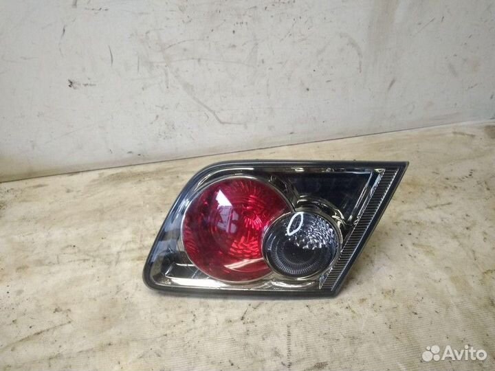 Фонарь внутренний правый Mazda 6