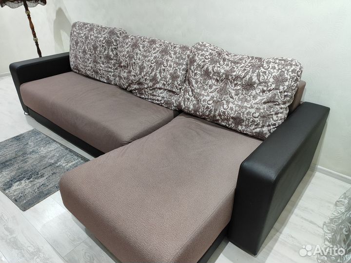 Угловой диван