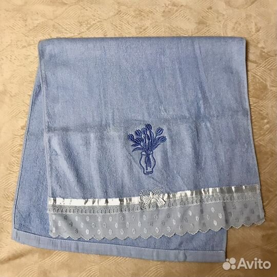 Набор новых полотенец, цена за 4 шт