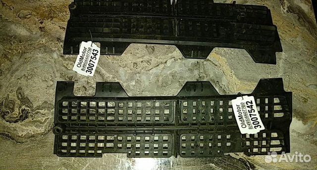 Жабо: уголки, решетки Mitsubishi Pajero /Montero