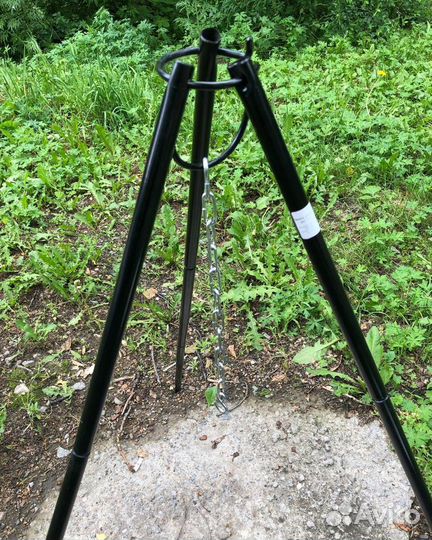 Тренога костровая