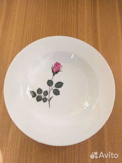 Тарелки, 6 штук