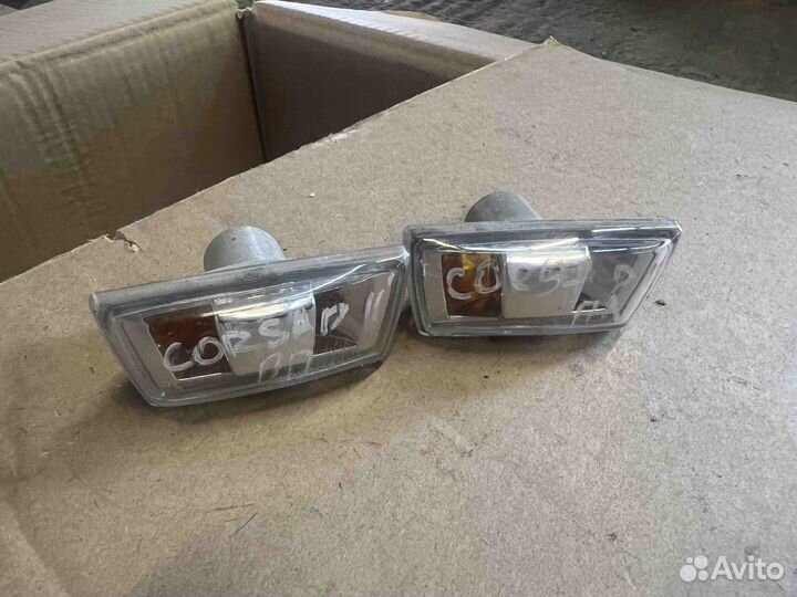 Поворотник в крыло Opel Corsa D