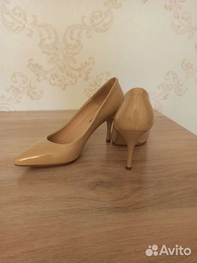 Женские туфли вечерние, бежевые, нюд
