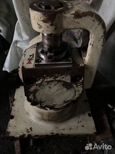 Галовка к фрезерному станку(heckert) FU 315-400