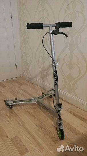 Самокат Razor Powerwing DLX (самокат-бабочка)