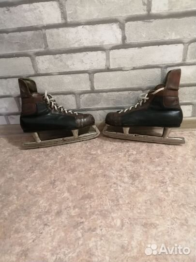 Коньки хоккейные 42 размер