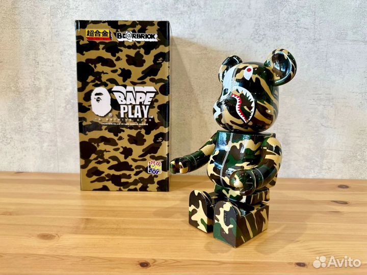 Bearbrick bape 400 (28см)