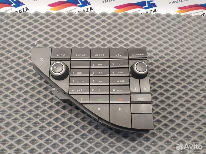 Панель управления мультимедиа Volvo FH