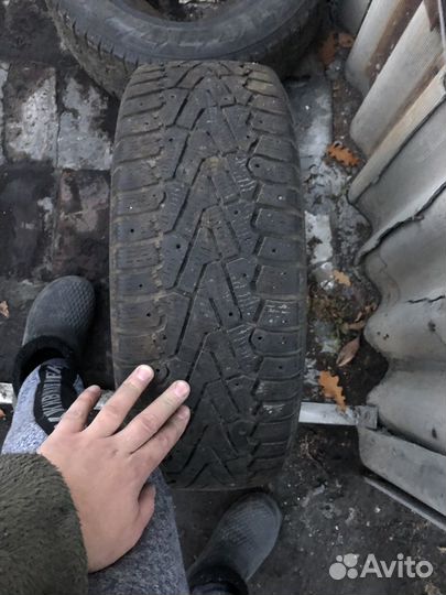 Pirelli Ice Zero 205/55 R16