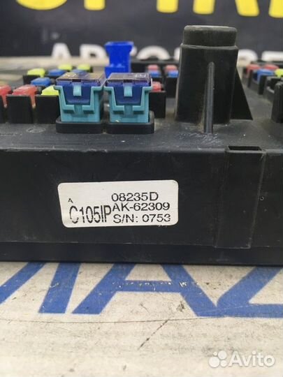 Блок предохранителей салонный Opel Antara 1 3.2