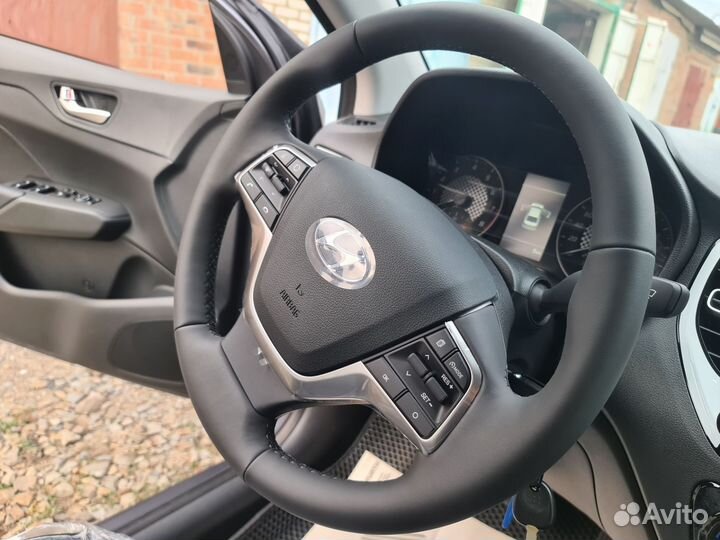 Hyundai Solaris 1.6 AT, 2024, 5 км