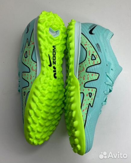 Футбольные сороконожки nike AIR zoom