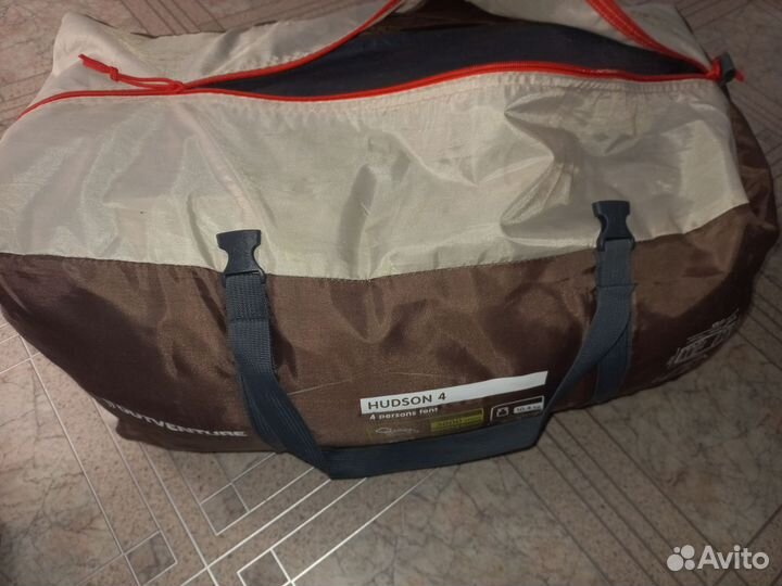 Палатка для кемпинга