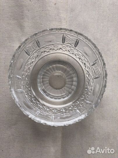 Ваза хрустальная