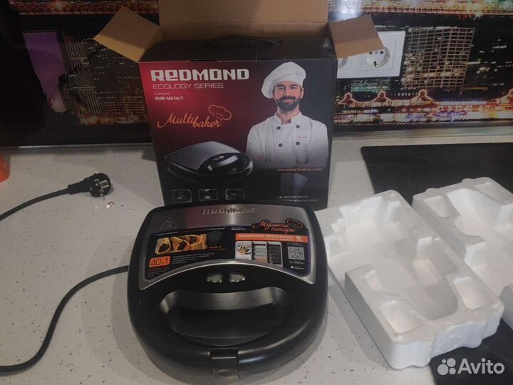 Электрическая вафельница