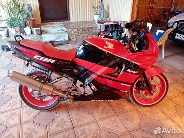 Мотоцикл Honda CBR 600